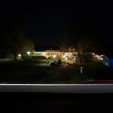 Zur Rennbahn Gæstehus 2*