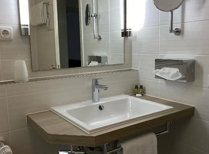 ゲストハウス Zur Rennbahn